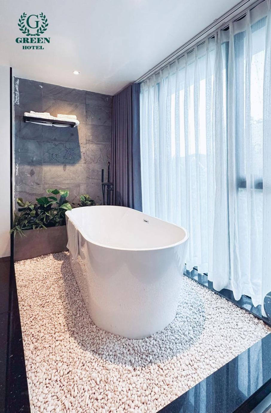 Green Hotel Hai Phong Bagian luar foto