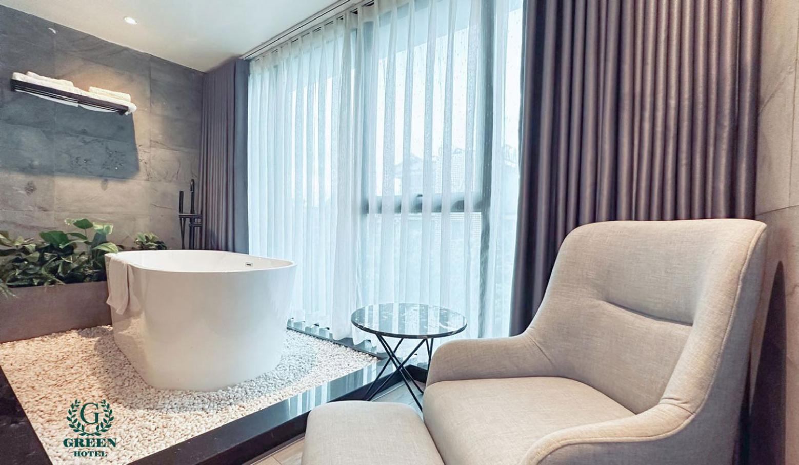 Green Hotel Hai Phong Bagian luar foto
