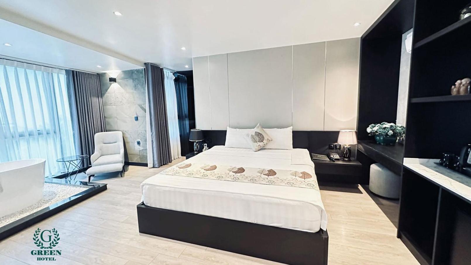 Green Hotel Hai Phong Bagian luar foto