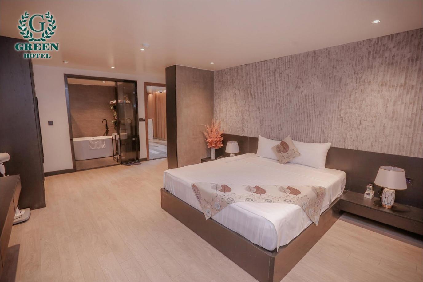Green Hotel Hai Phong Bagian luar foto